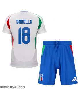 Billige Fotballdrakt Italia Nicolo Barella #18 Replika Bortedraktsett Barn EM 2024 Kortermet (med bukser)